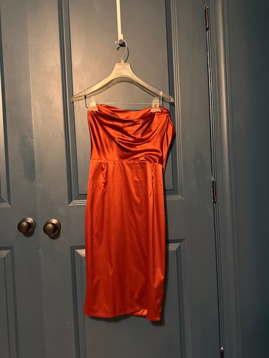Oh Polly Dresses & Skirts - Oh Polly Satin Strapless Mini Dress in Burnt Orange